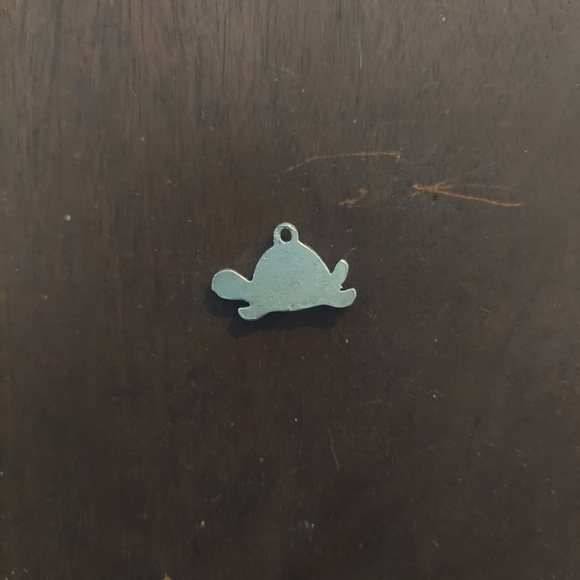 Turtle Charm - Picture 2 of 2